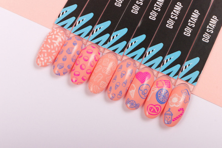 Пластина для стемпинга Go Stamp №070 Candy Shop